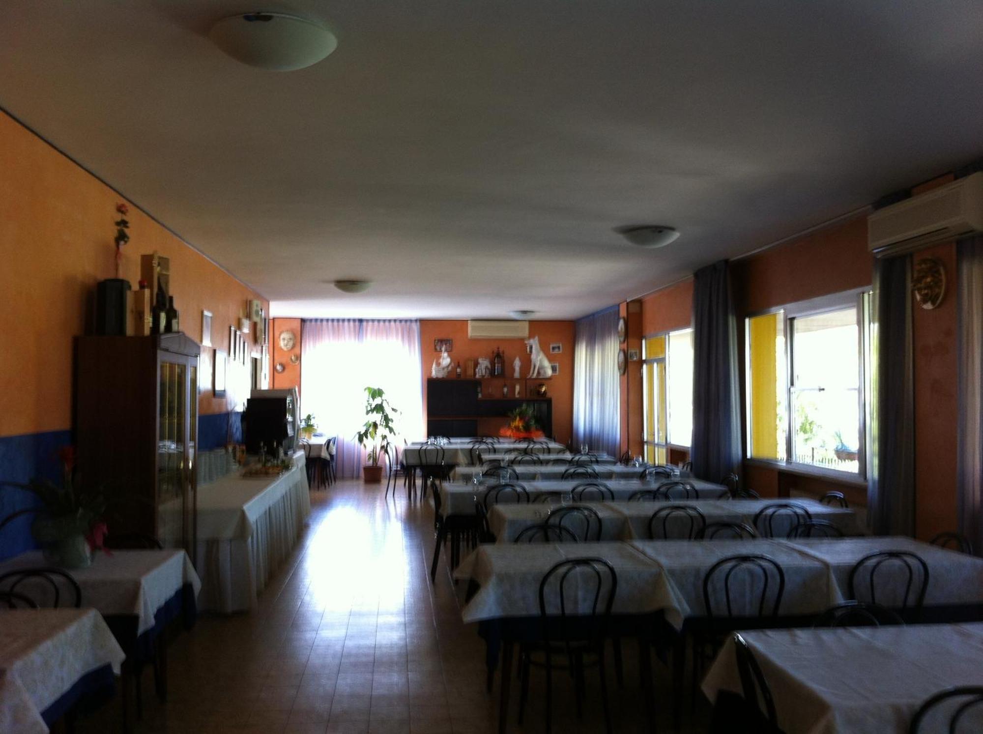 רימיני Hotel Viking מראה חיצוני תמונה