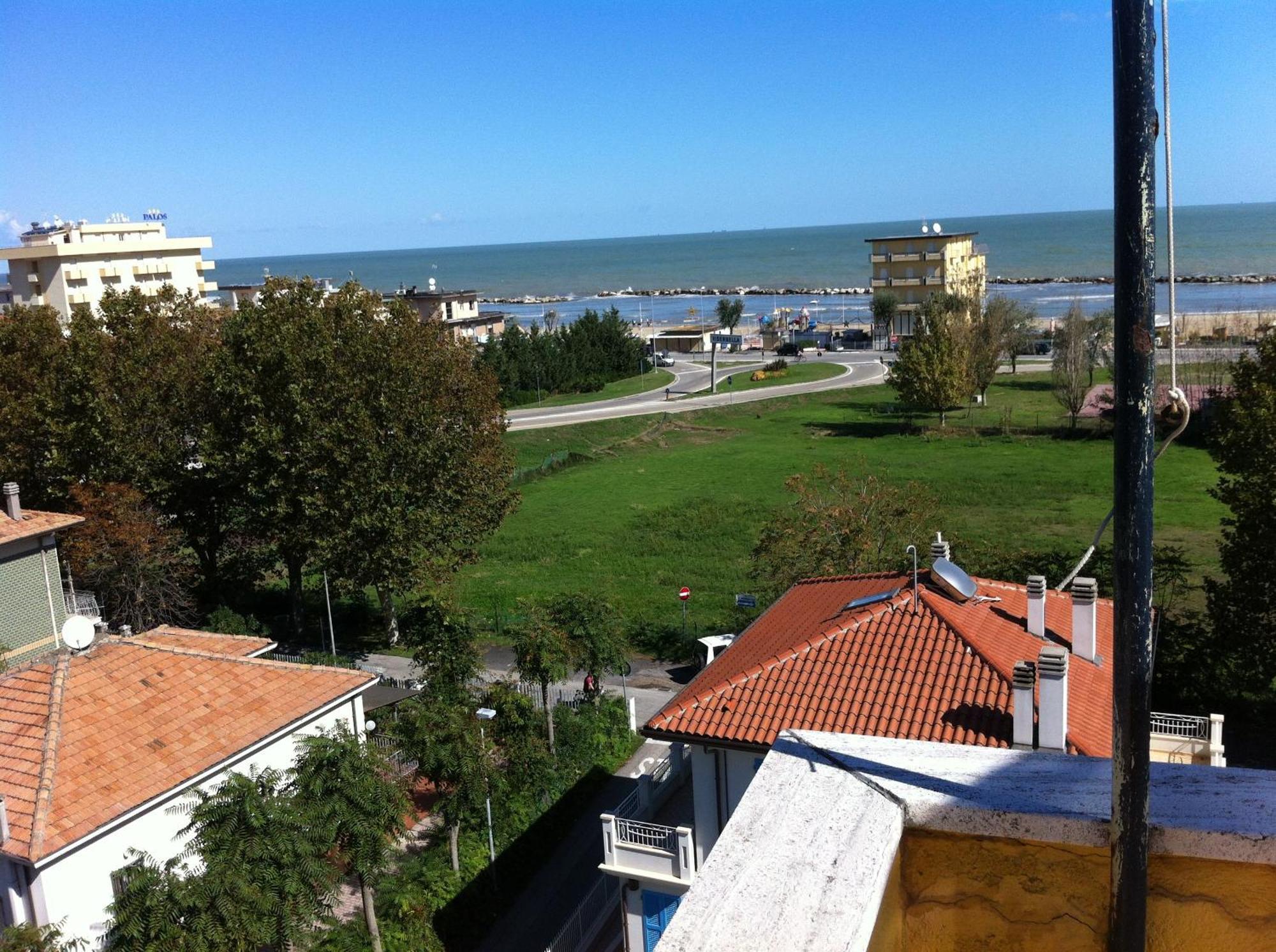 רימיני Hotel Viking מראה חיצוני תמונה