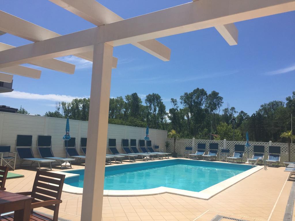 רימיני Hotel Viking מראה חיצוני תמונה